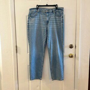 American Eagle Plus-Size Super High-Rise Stretch Straight Jeans Sz 18